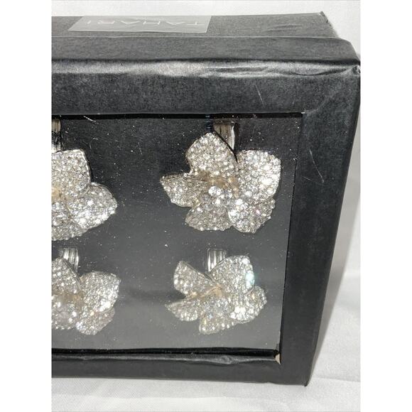 NEW TAHARI HOME RHINESTONE NAPKIN RING SET FLOWER Crystal Silver Jeweled - Picture 3 of 6